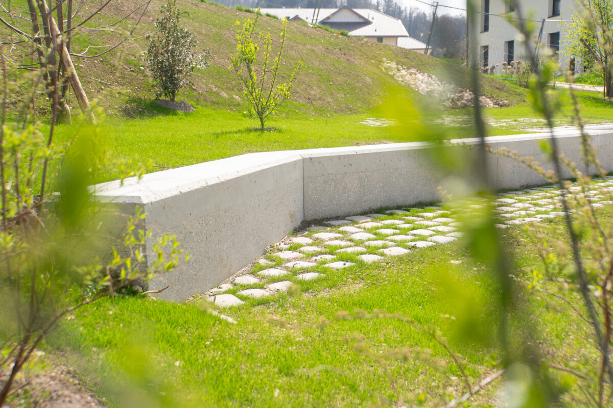 Place des saisons - vue rapprochée gradin